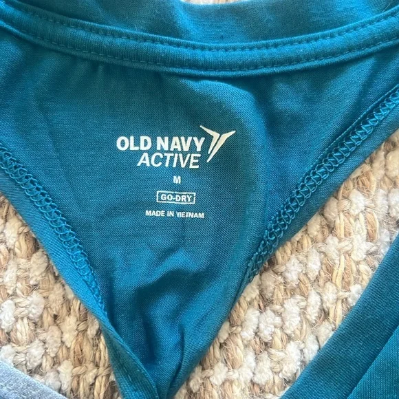 Old Navy active Tanks set of two - Picture 2 of 10